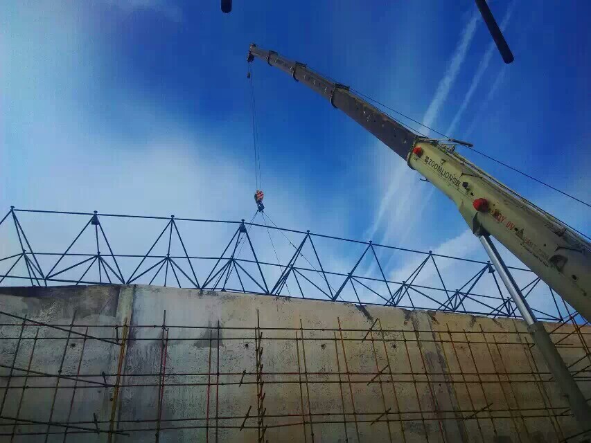 河东食堂网架结构工程